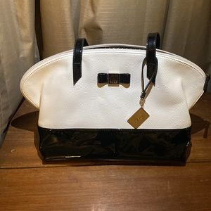 Black and white Lulu purse